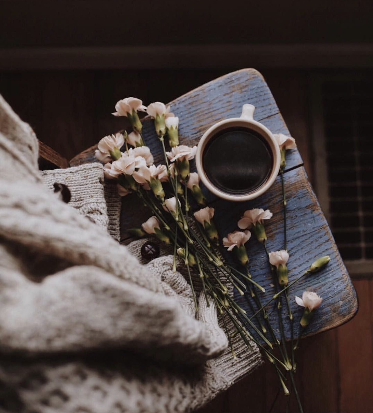 Homemade cappuccino with fresh flowers